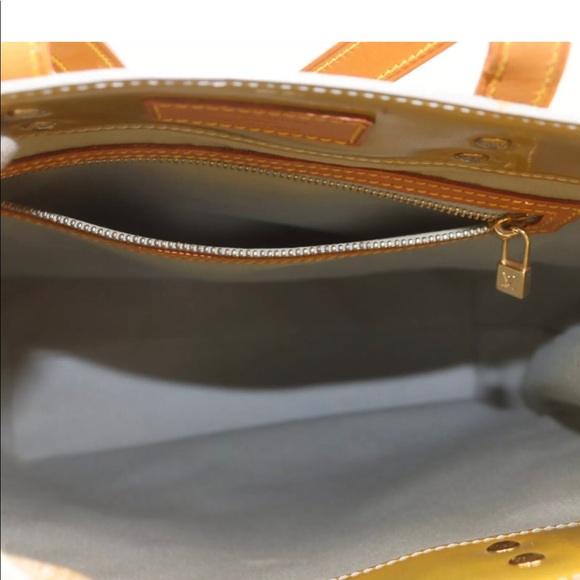 Louis Vuitton Blonz Vernis Deep Tote - Picture 8 of 9